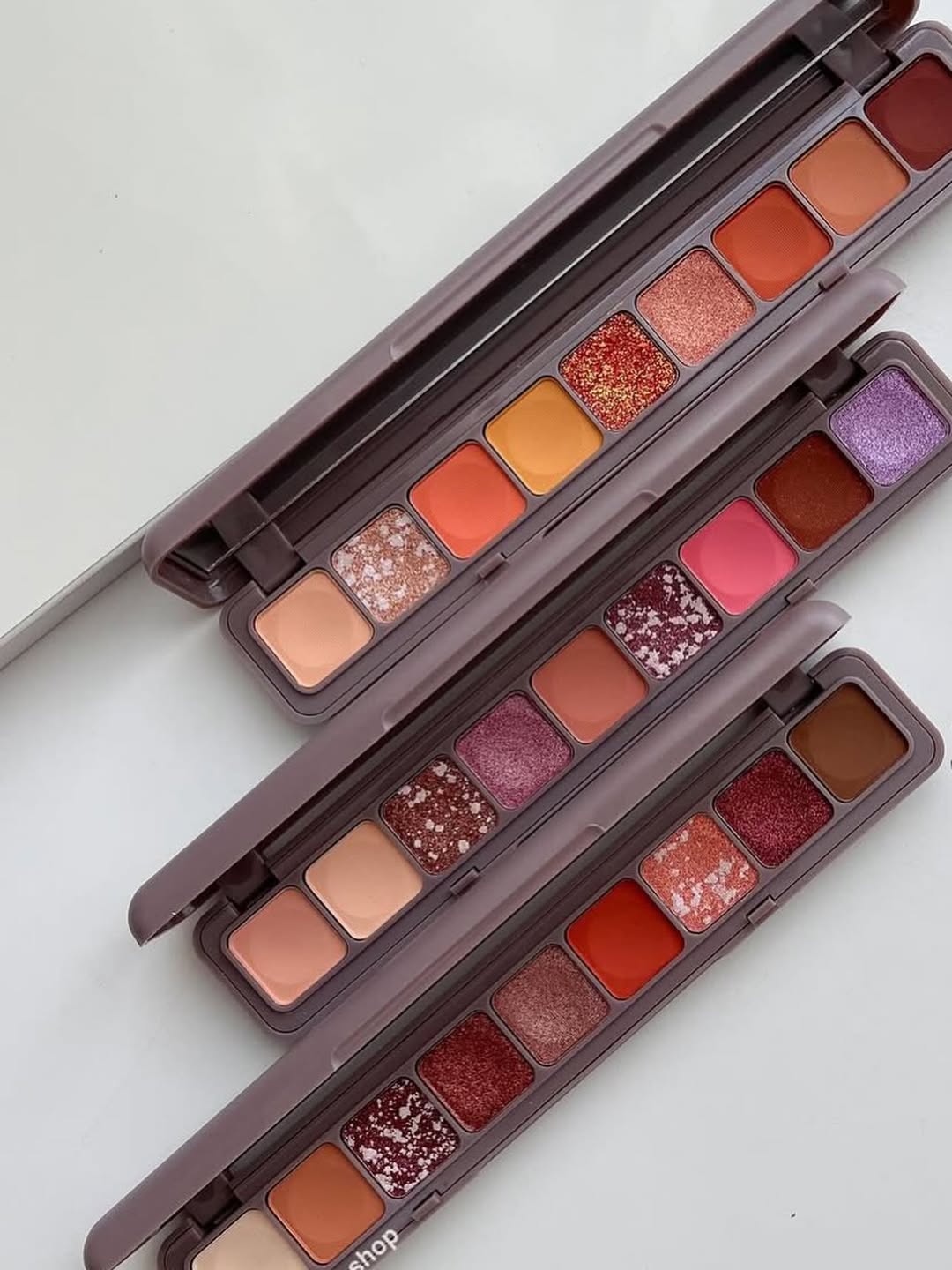 پالت سایه سه‌گانه